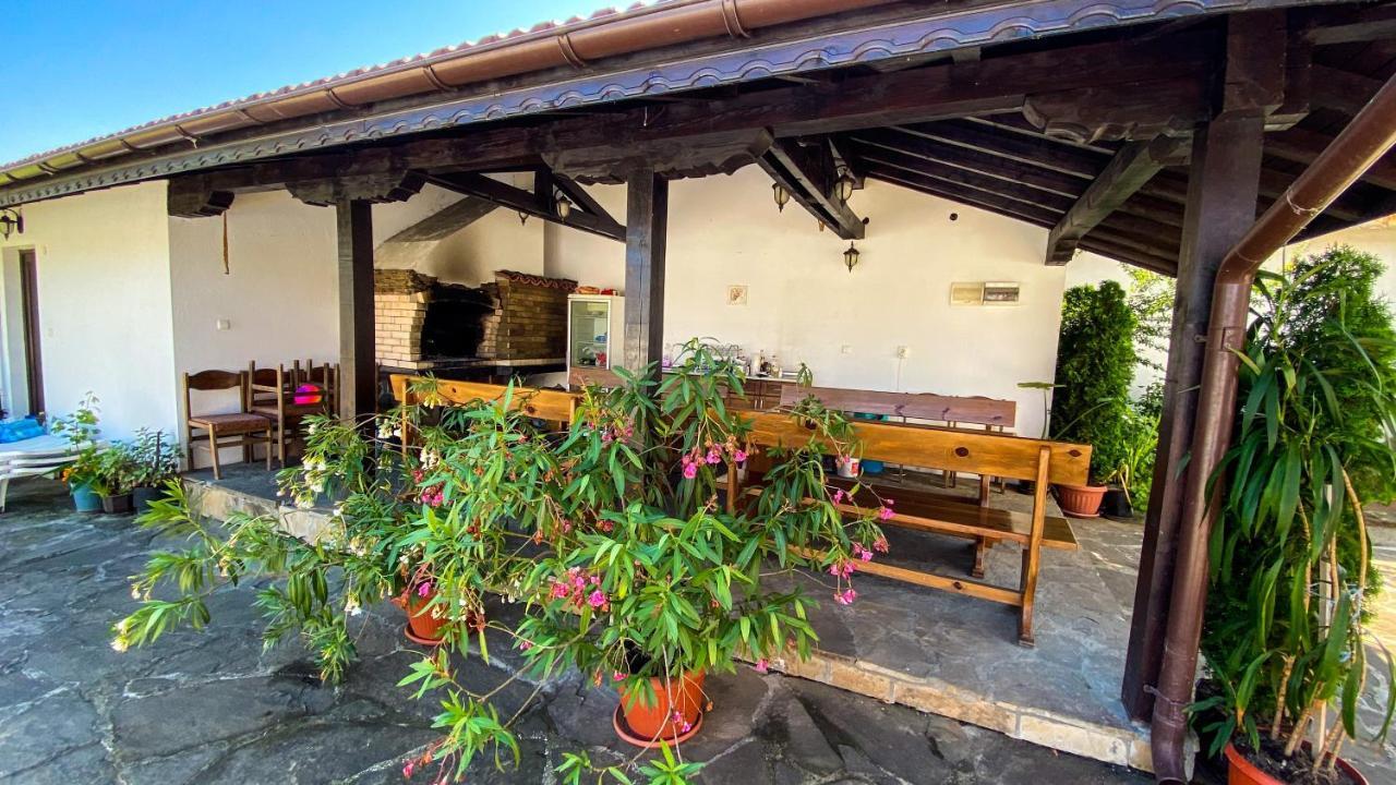 De-Yan Guest House Oreshak  Exterior foto